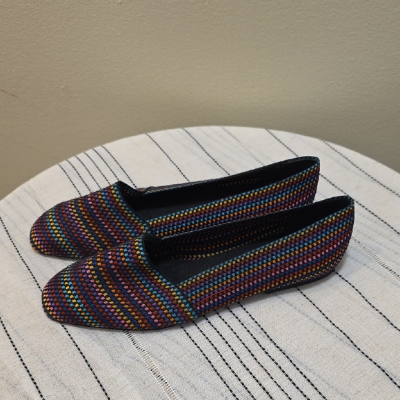 Beacon Colorful Striped Women's Loafers - Picture 2 of 6